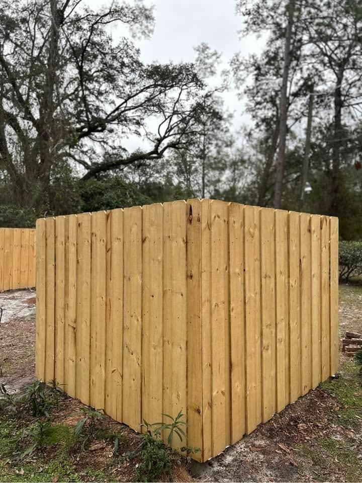 Featured post - Comparing Modern Fencing Materials: What Works Best for Your Poole Home?